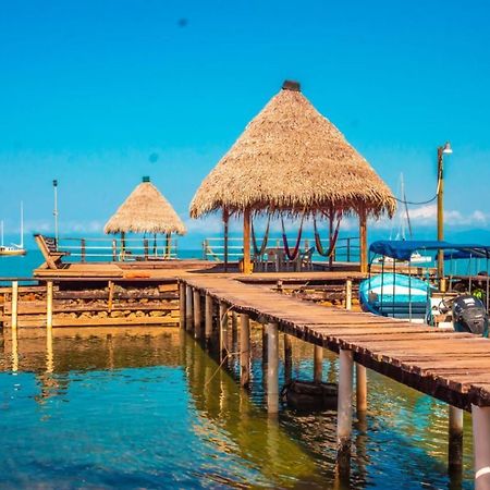 Mariscos Denny'S Beach Resort Hotel מראה חיצוני תמונה